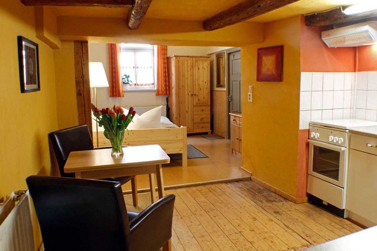 Ferienwohnung Im Damm เควดลินบวร์ก ภายนอก รูปภาพ